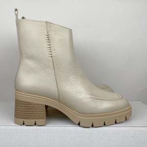 Hispanitas: Hispanitas joelle milk white