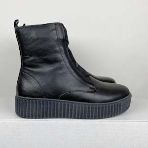 Last Pairs: Size 40 Alfie & Evie Date Black