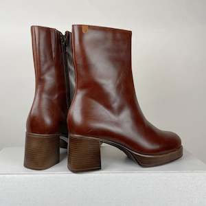 Valerias: Valerias Vija Dark Cuero