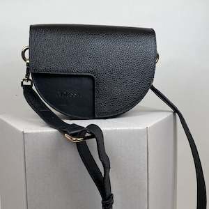 Bags: Adessa Belair nero