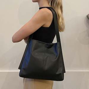 Bags: AD24 Shopper black