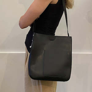 Bags: AD24 Tote bag black