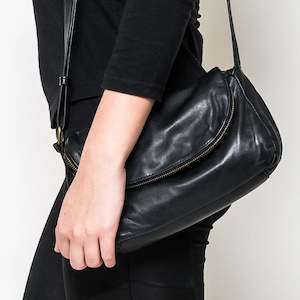 Bags: Bisonte style Onion