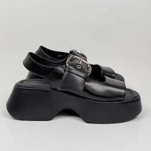 Tamara: Tamara Birad black