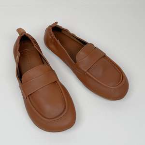 El Naturalista: El Naturalista N5822 Cuero