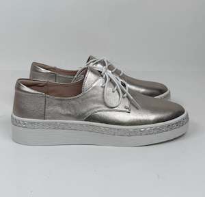 Flats: Cassini Melly champagne