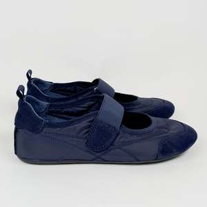 D&J Britas Navy