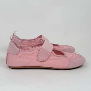 New Arrivals: D&J Britas Pink
