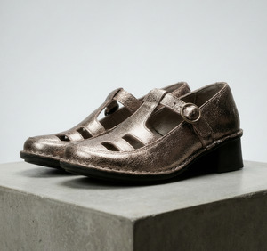 Fly London: Fly London Emaf dark gold