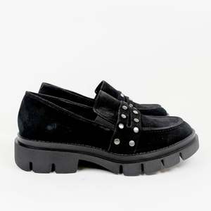 Lucia Viguera 8412 vitelo black