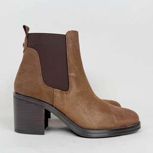 Alpe Leyna cuoio kid suede