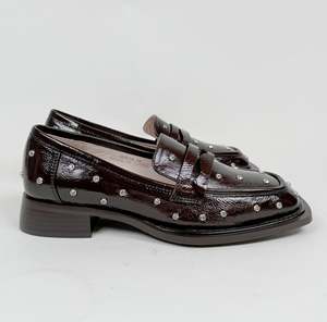 Mila Raine: Mila Raine Mista brown hi shine