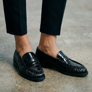 Flats: Alpe Oxford Negro