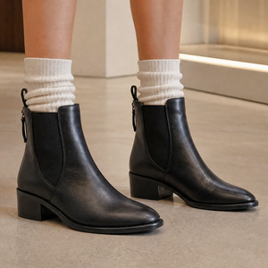 EOS Ila black