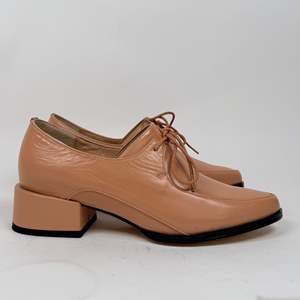 EOS Casi orange ochre