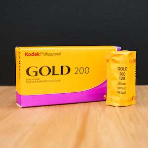 Film: Kodak Gold 200 120 Film