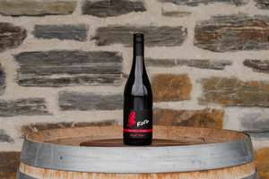 Red Wines: Ruru Pinot Noir 2021