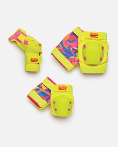 The Barbie Gift Guide: Impala Kid's Protective Pack - Barbie Bright Yellow