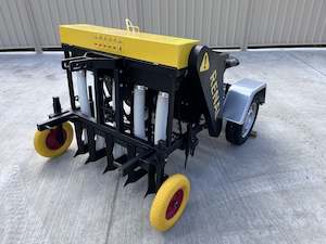Plough: Garlic Planter Automatic 5 row