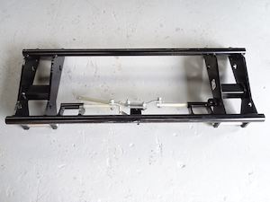 Adaptors: Euro Quick Hitch Lever Coupler for Loader