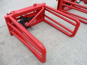 Intertech: Parallel Arm Square Bale Grab