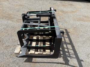 In Stock Now: Grapple for John Deere  Compact Tractor