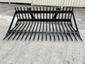 On Sale: Stone Fork Bucket 2m Euro Hitch