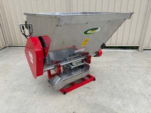 In Stock Now: Iris IOD600A Multi Spreader 780L – Hydraulic Side Dresser