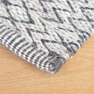 Rugs: Wallace Wool Rug 150X220cms CHARCOAL