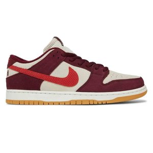 Womens: Nike SB Dunk Low Skate Like a Girl