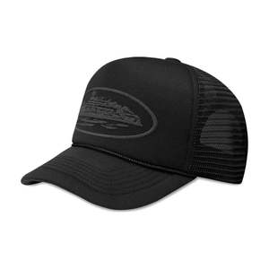Corteiz: Corteiz Alcatraz Premium Trucker (Triple Black)