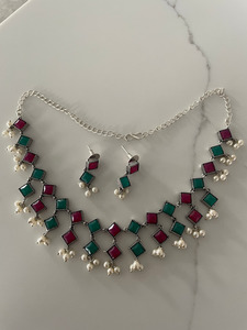 Products: Valli Inayat By AV