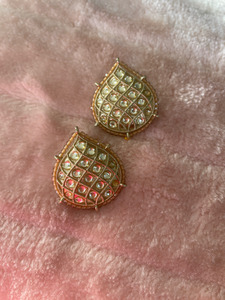 Products: Aalia Studs Inayat By AV