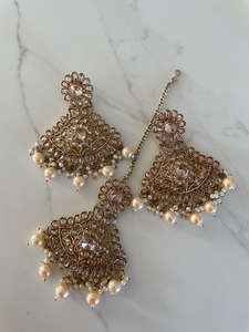 Products: Devika Tikka Set Inayat By AV