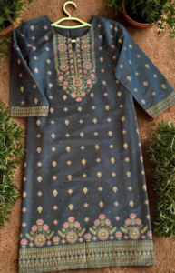 Products: Siya Kurti Inayat By AV