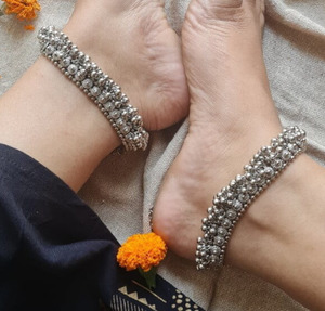 Products: Sugandhita Payal Inayat By AV