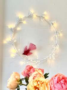 Christmas: Large Light-Up White LED Wreath