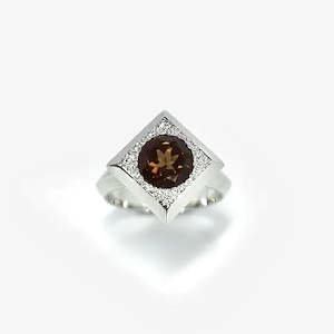 Jewellery: Cluster Frame Ring, Sterling Silver & Smokey Quartz: Size Q