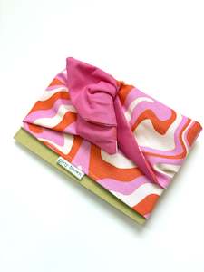 Girlband - Groovy Retro Waves/Hot Pink