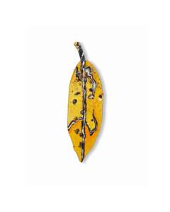Tiny Pohutukawa Leaf (25196)