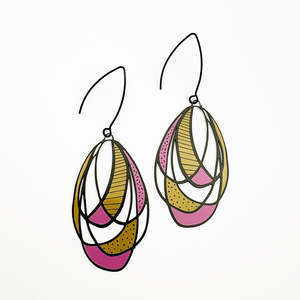 Art School Drop Out earrings in Pink and orange