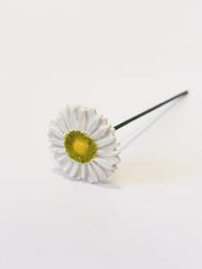 Ceramics: White Marguerite with yellow & green centre - Ceramic Flower