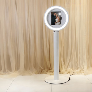 Products: Selfie Photobooth with ring light