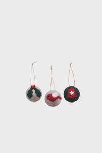 Hanging Felt Christmas Balls
