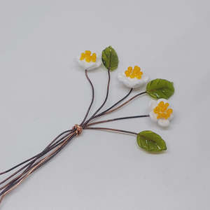 Mini Glass Strawberry Flowers