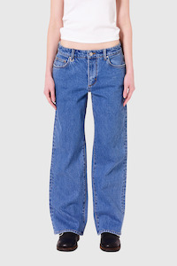 Neuw: Daria Boyfriend - New Wave