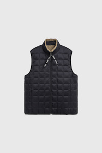 Taion: Down x Boa Reversible Vest - Black / Beige