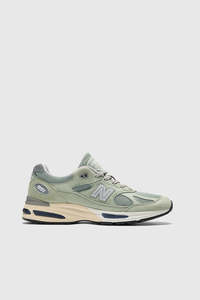 U991BB2 - Sea Grass / Silver