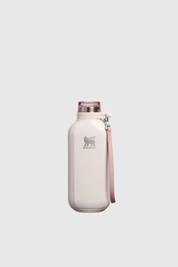 Life New Arrivals: Stanley Clutch Bottle 470ml / 16oz - Rose Quartz Gloss