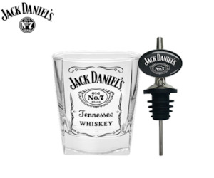 11 11: Jack Daniel's Gift Pack- Spirit Glass & Pourer